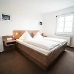 Hotel Deutscher Flieger 3*